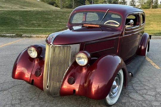 1936 Ford Model 48 & 68 V8 Tudor Sedan Street Rod
