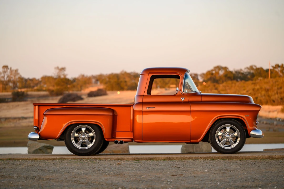 1959 Chevrolet Task Force - Image 12 of 31