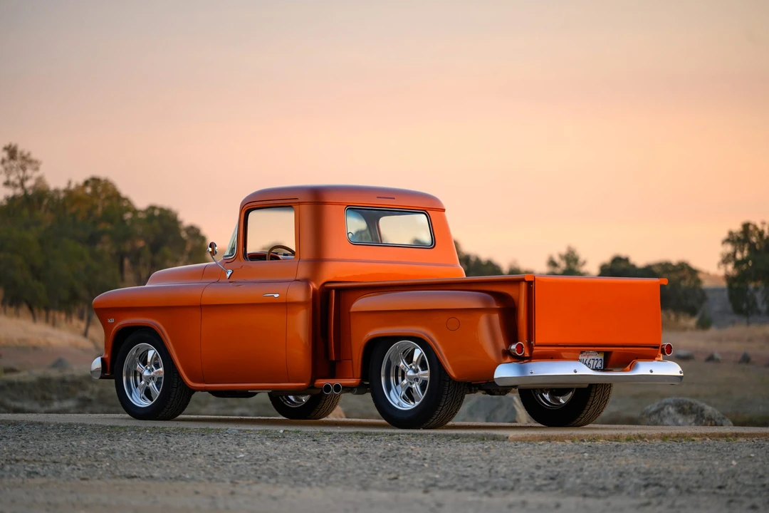 1959 Chevrolet Task Force - Image 22 of 31