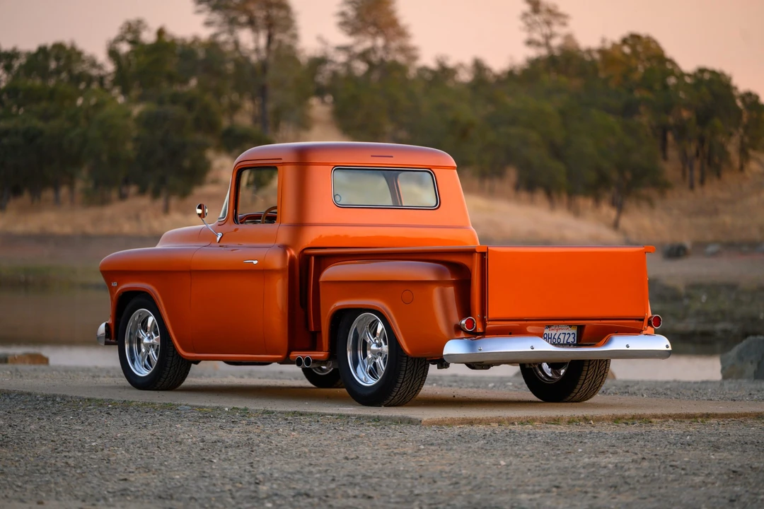 1959 Chevrolet Task Force - Image 24 of 31