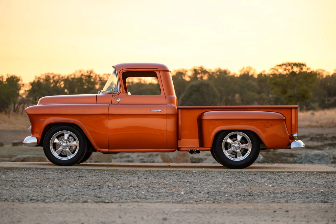 1959 Chevrolet Task Force - Image 25 of 31