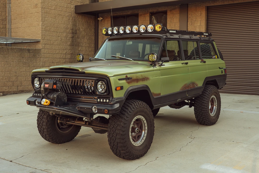 1969 Jeep SJ Wagoneer - Image 8 of 31
