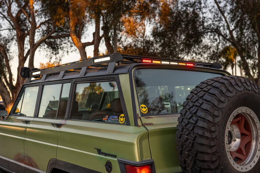 1969 Jeep SJ Wagoneer - Image 24 of 31