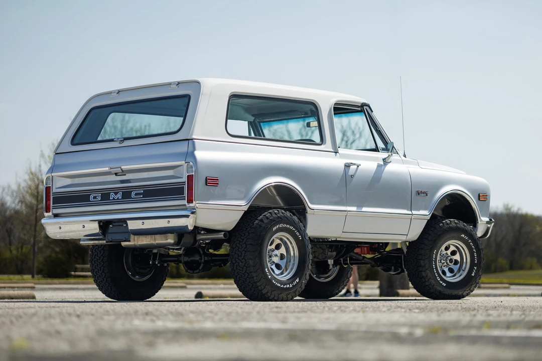 1971 GMC Jimmy 1st Gen - Image 13 of 31