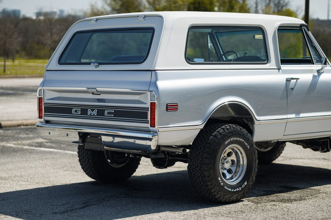 1971 GMC Jimmy 1st Gen - Image 28 of 31