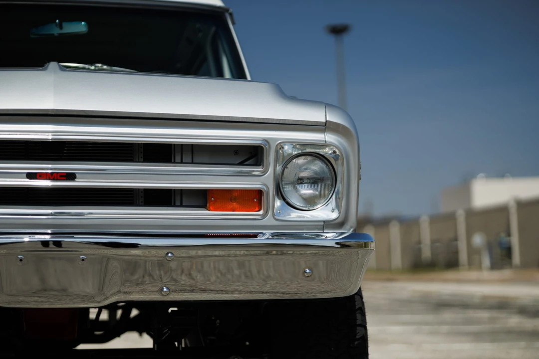 1971 GMC Jimmy 1st Gen - Image 18 of 31