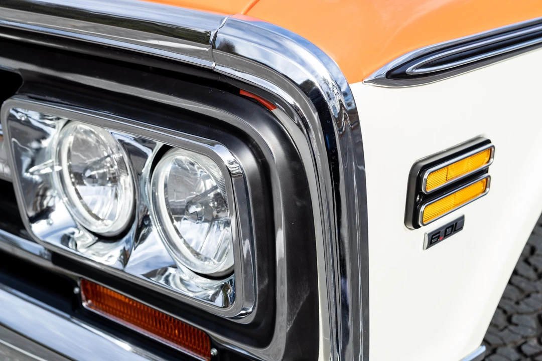 1972 GMC Jimmy 1st Gen - Image 15 of 31