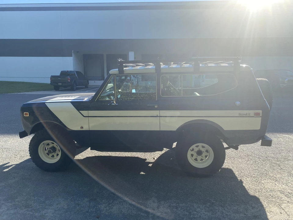 1976 International Harvester Scout - Image 10 of 31