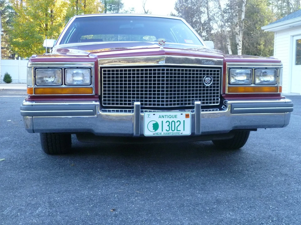 1981 Cadillac DeVille 5th Gen - Image 24 of 31