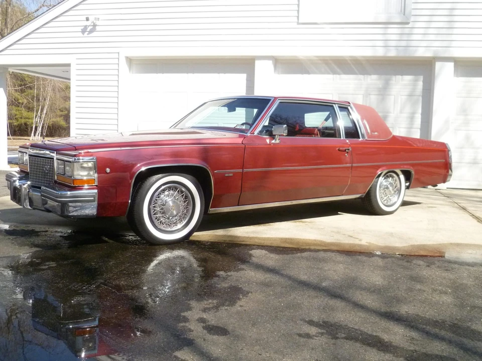 1981 Cadillac DeVille 5th Gen - Image 2 of 31