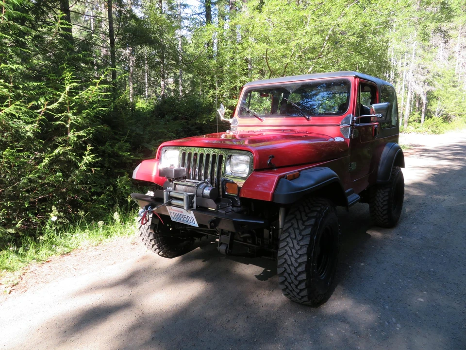1992 Jeep YJ Wrangler - Image 4 of 31