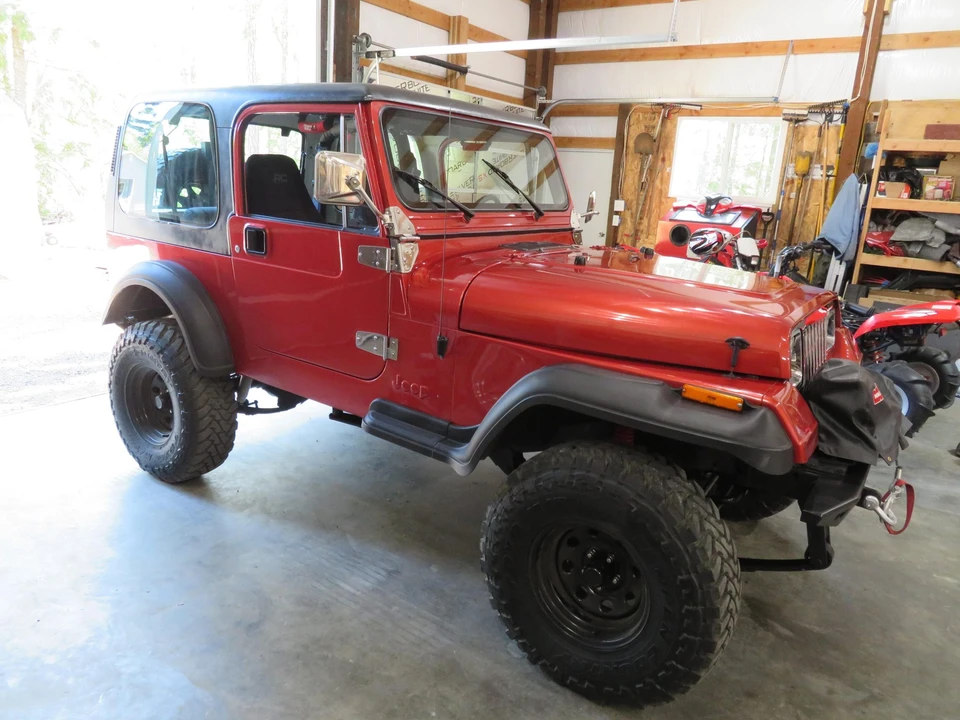 1992 Jeep YJ Wrangler - Image 21 of 31