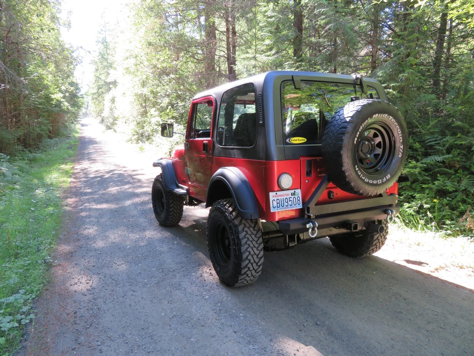 1992 Jeep YJ Wrangler - Image 14 of 31