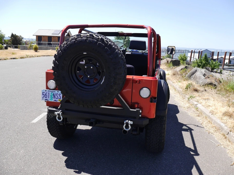 1992 Jeep YJ Wrangler - Image 11 of 31
