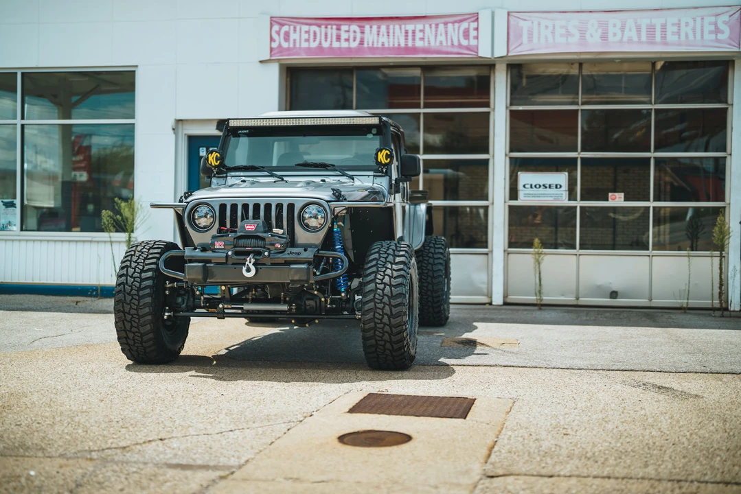 2005 Jeep TJ Wrangler - Image 18 of 31