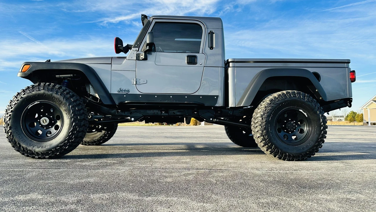2005 Jeep TJ Wrangler - Image 11 of 31