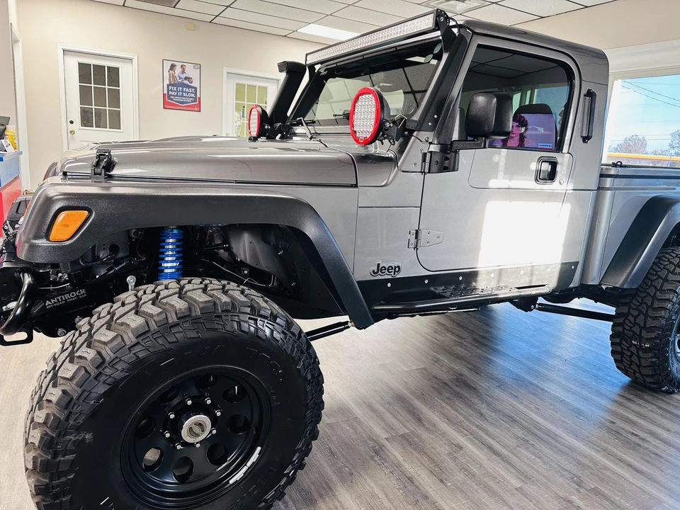 2005 Jeep TJ Wrangler - Image 17 of 31