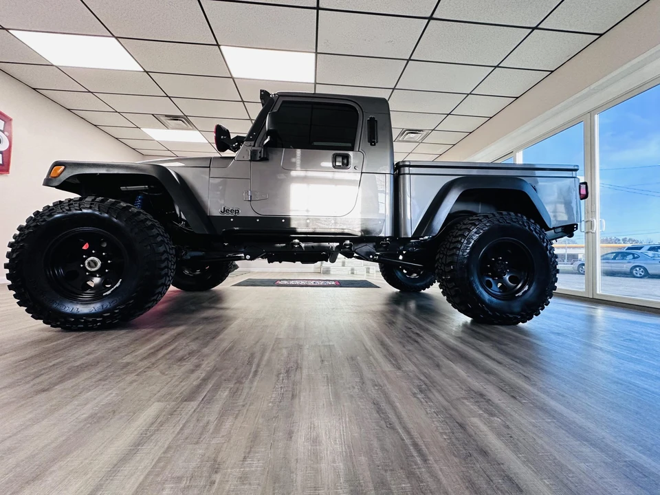 2005 Jeep TJ Wrangler - Image 23 of 31