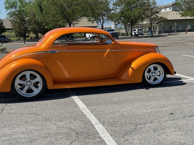 Ford Hot Rod - Image 17 of 31
