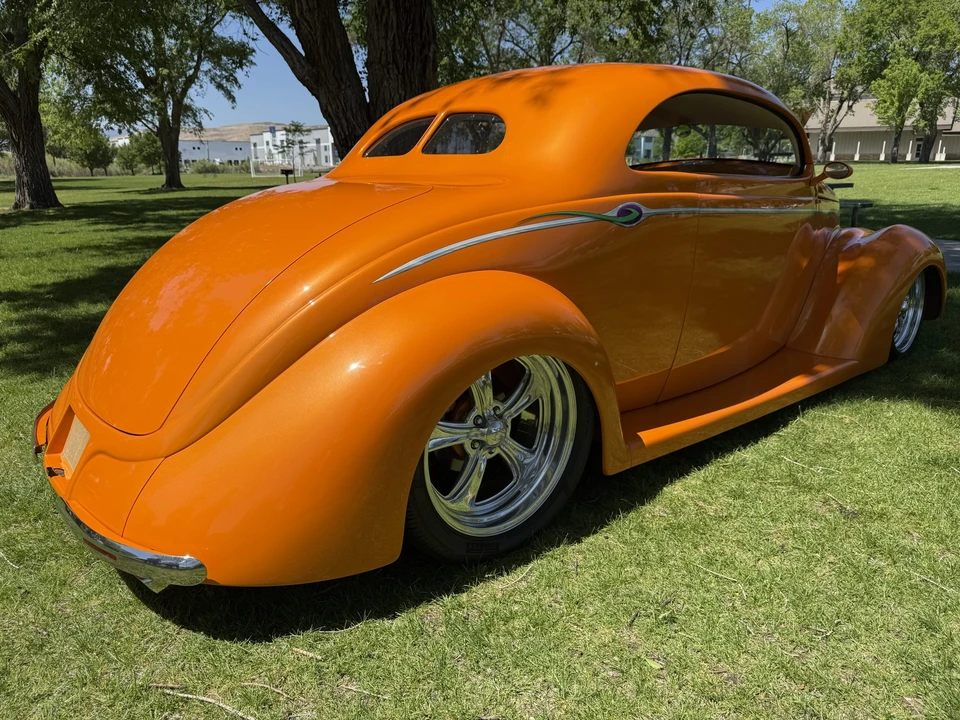 Ford Hot Rod - Image 3 of 31