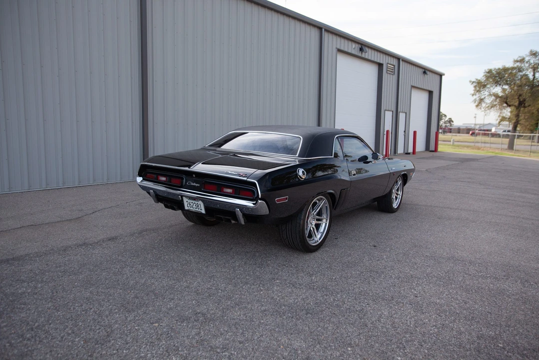 1971 Dodge Challenger Hemi 1st Gen - Image 9 of 31