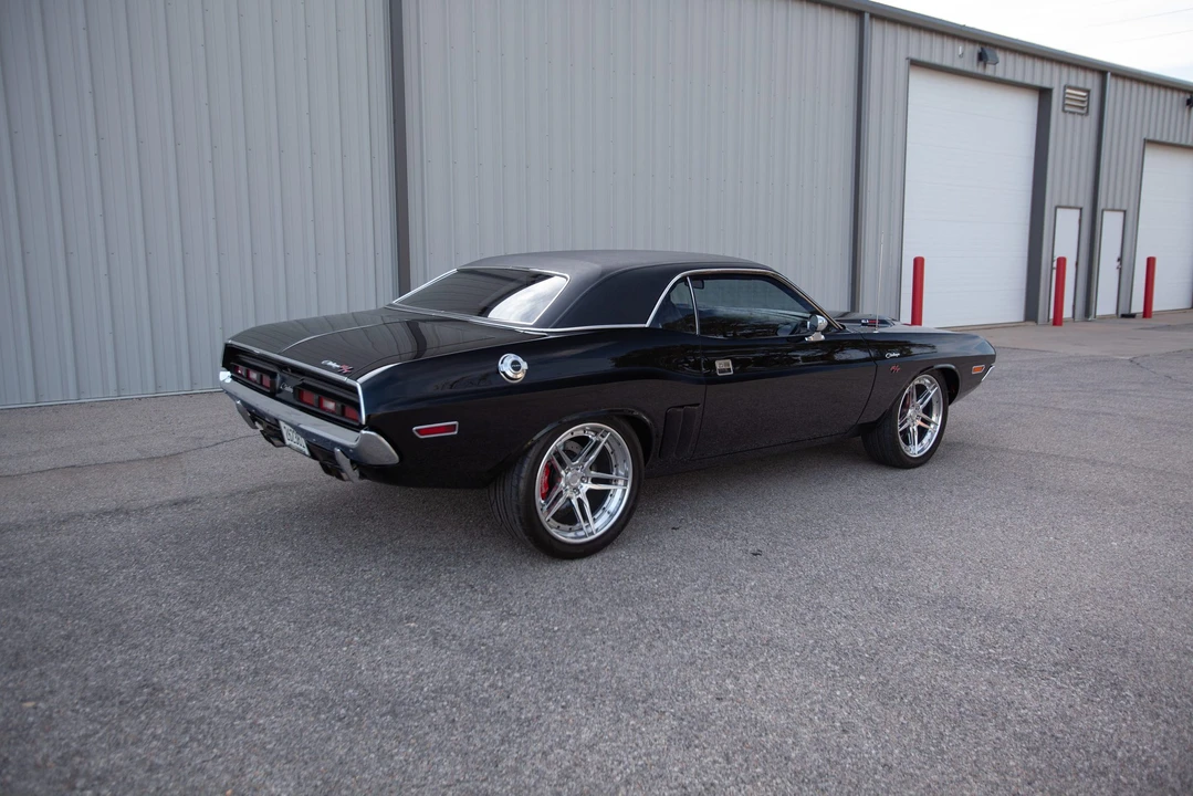 1971 Dodge Challenger Hemi 1st Gen - Image 10 of 31