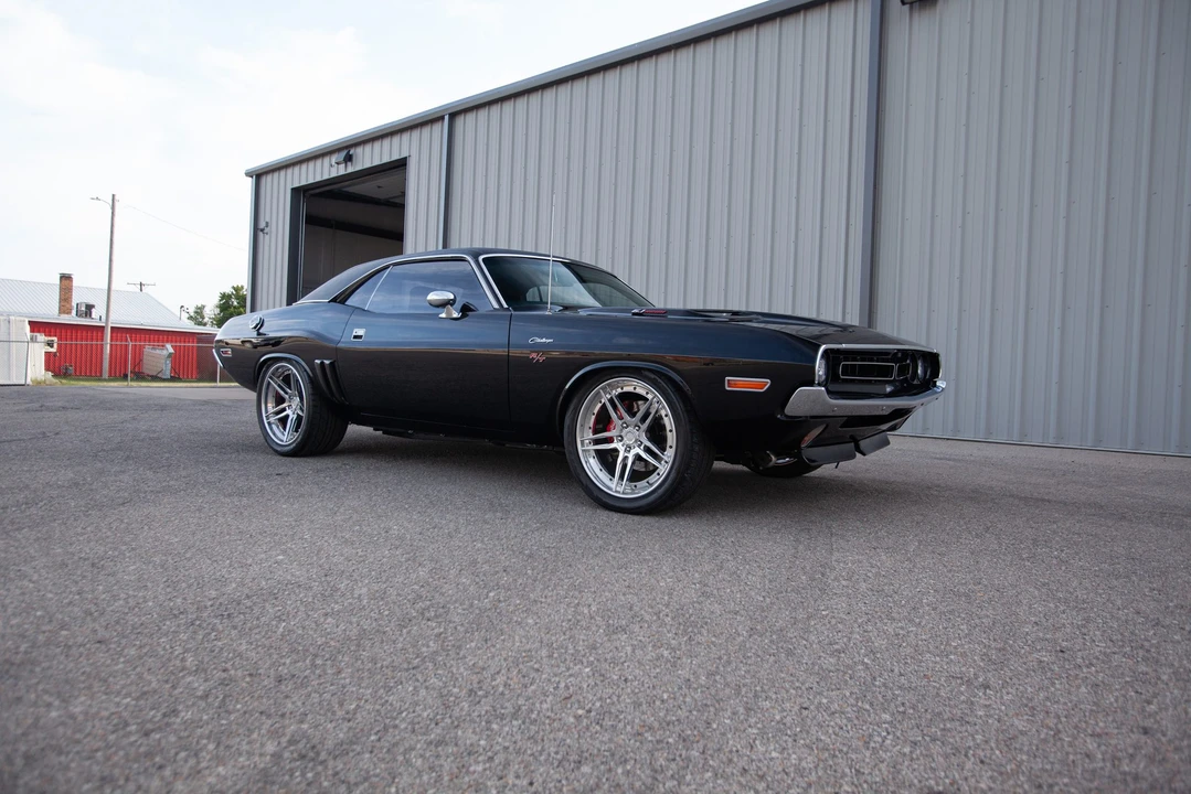1971 Dodge Challenger Hemi 1st Gen - Image 12 of 31