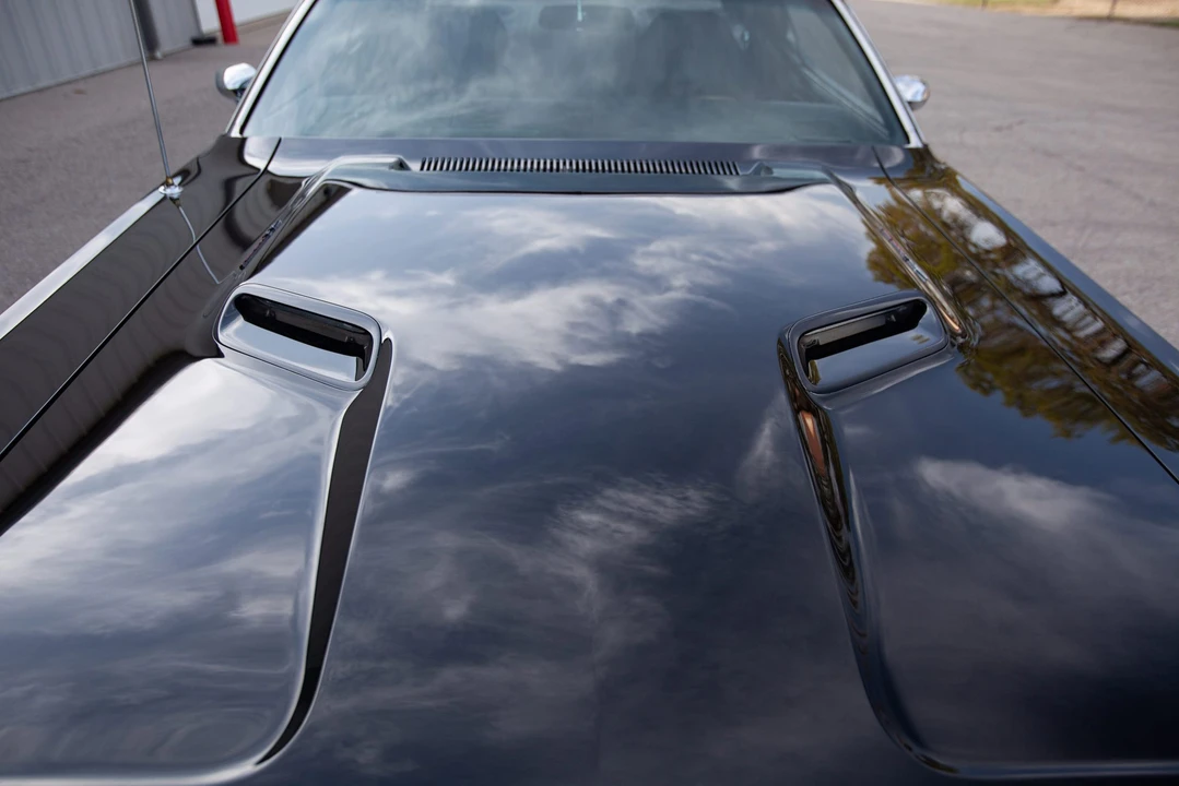 1971 Dodge Challenger Hemi 1st Gen - Image 19 of 31