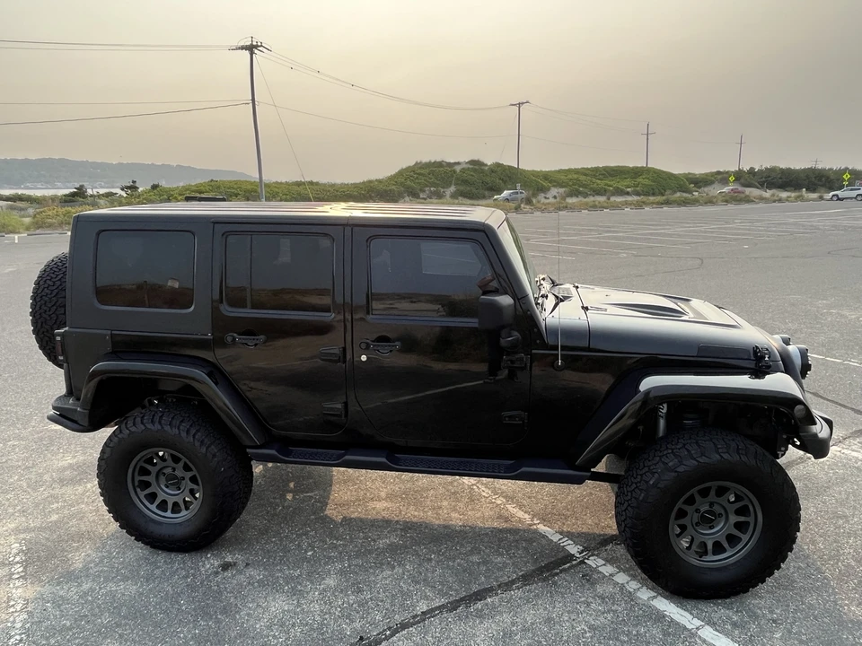 2009 Jeep JK Wrangler - Image 28 of 31
