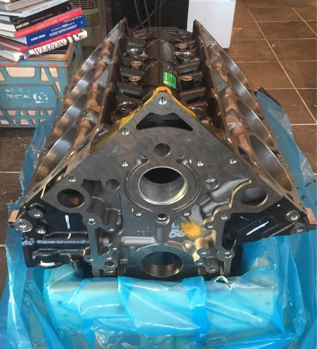 2016 Parts & Memorabilia Engines - Image 2 of 10