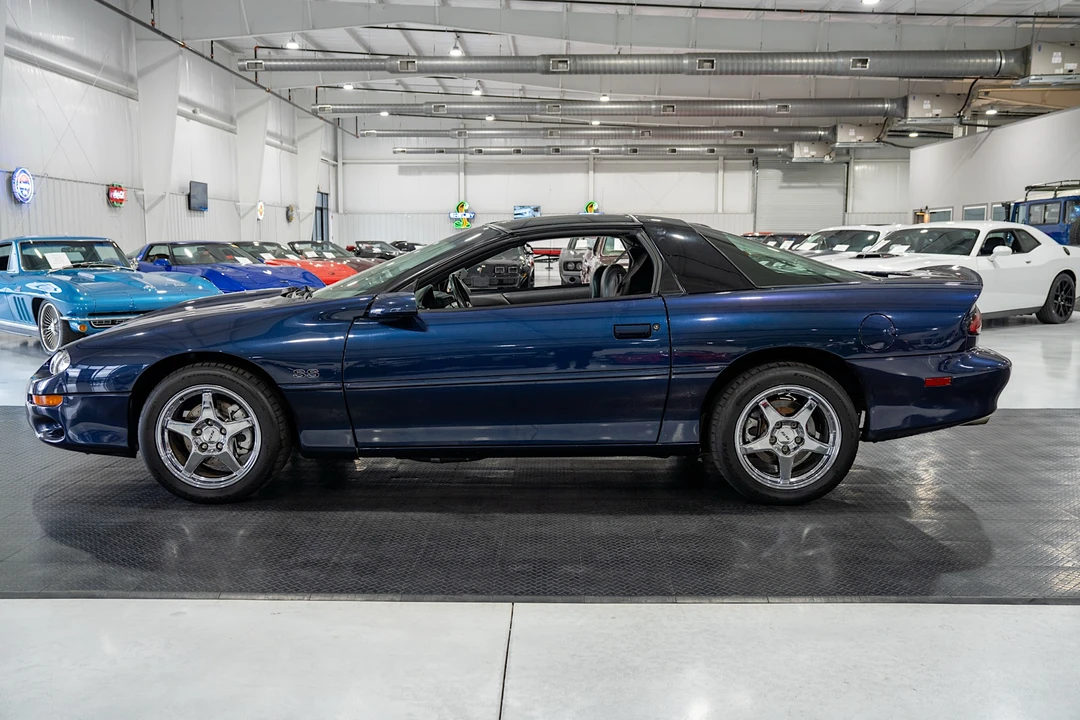 2002 Chevrolet Camaro SS 4th Gen - Image 8 of 31