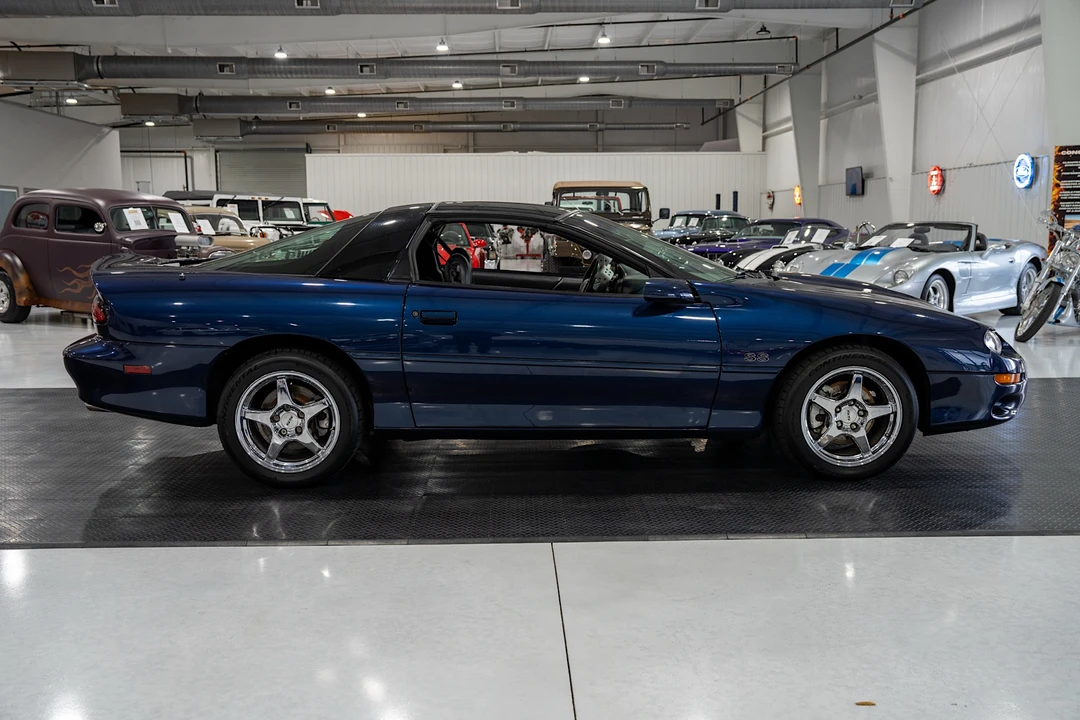 2002 Chevrolet Camaro SS 4th Gen - Image 15 of 31