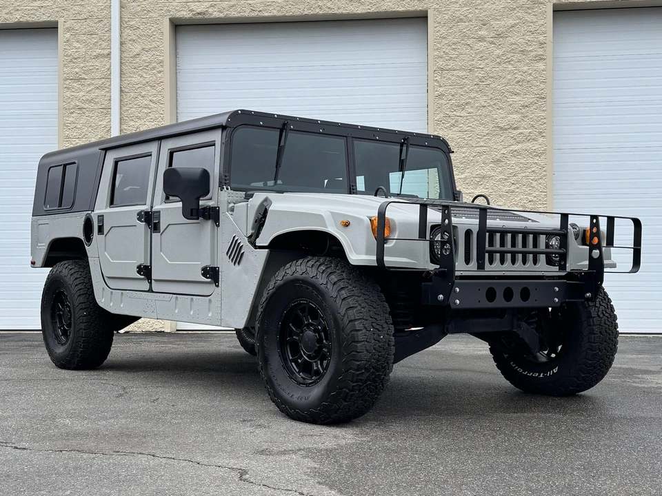 Hummer HMMWV - Image 18 of 31