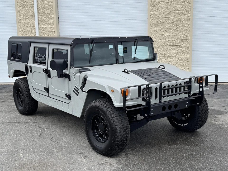 Hummer HMMWV - Image 12 of 31