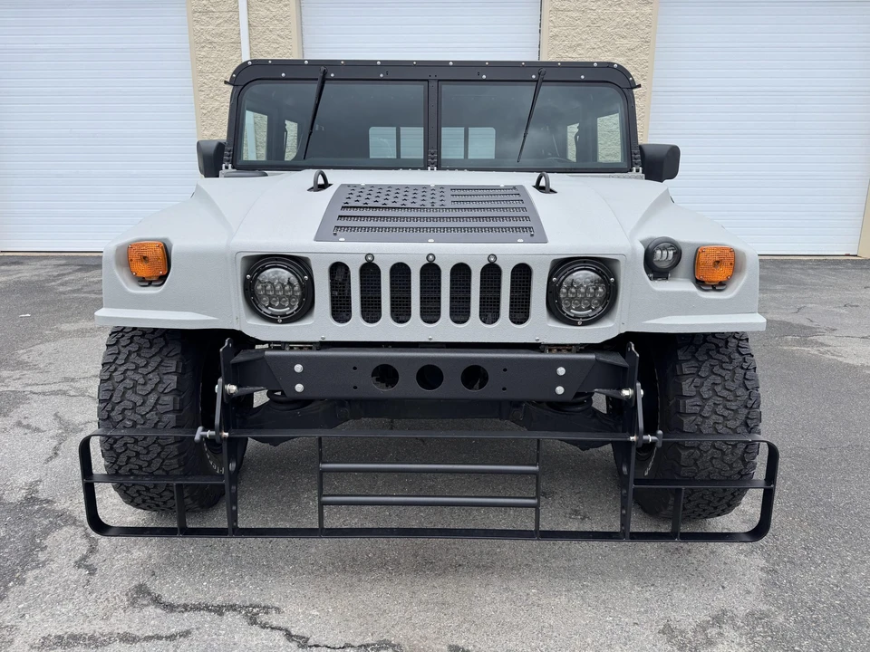 Hummer HMMWV - Image 10 of 31
