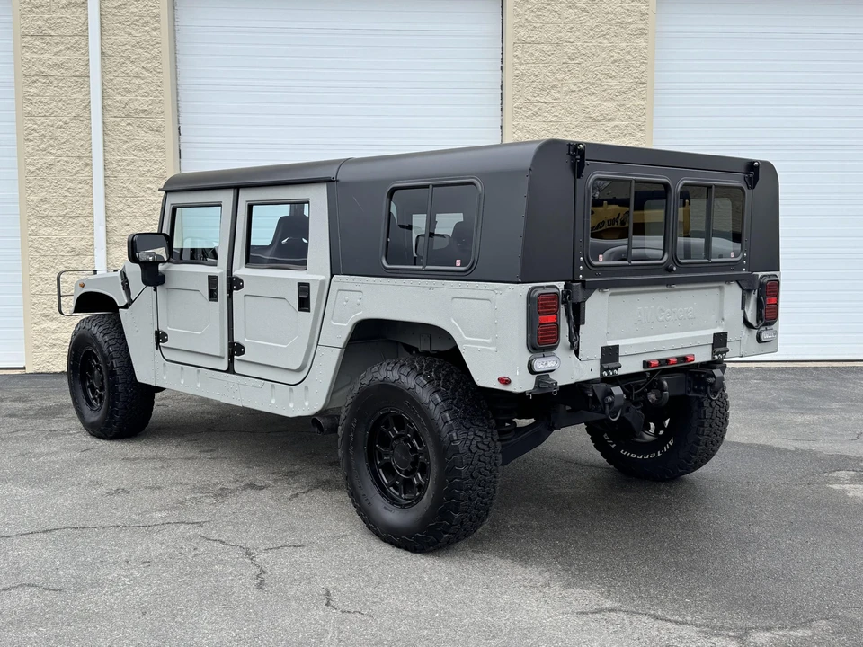 Hummer HMMWV - Image 30 of 31