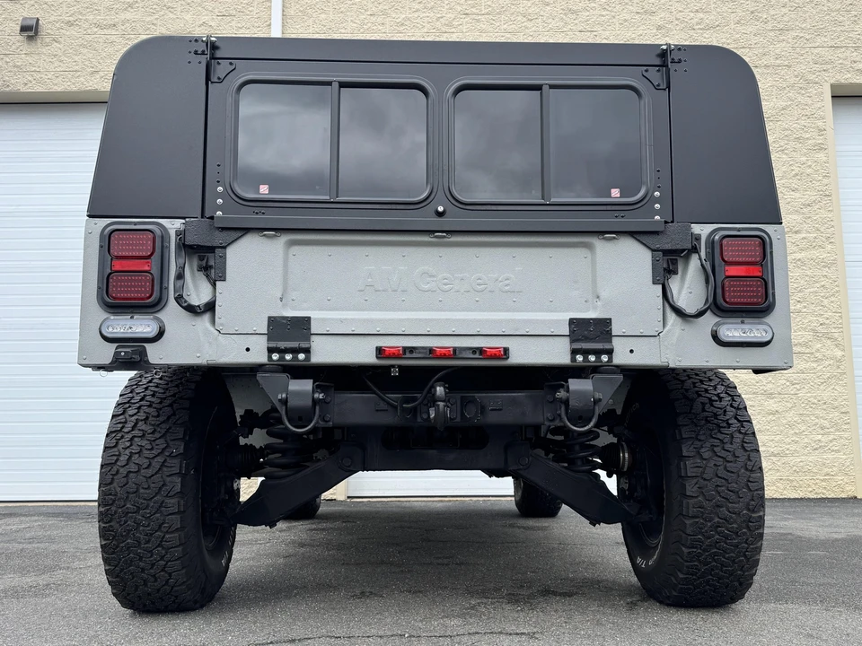 Hummer HMMWV - Image 27 of 31