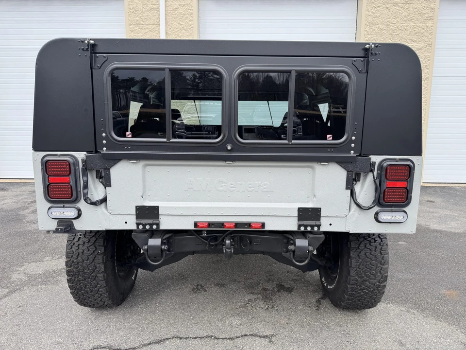 Hummer HMMWV - Image 26 of 31