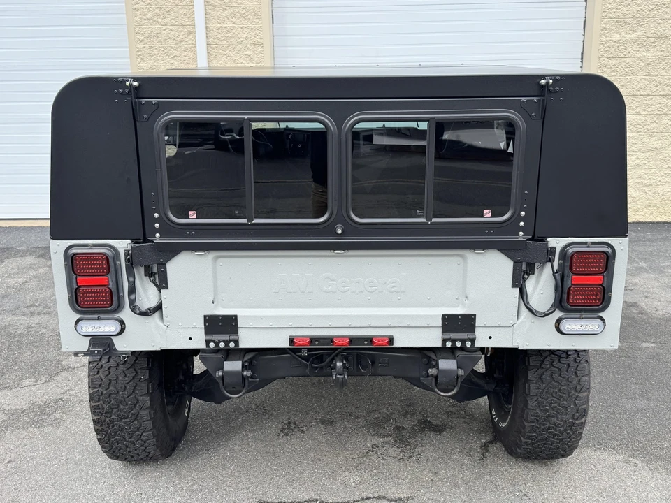 Hummer HMMWV - Image 25 of 31