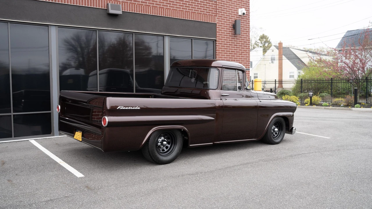 1958 Chevrolet Task Force - Image 6 of 31