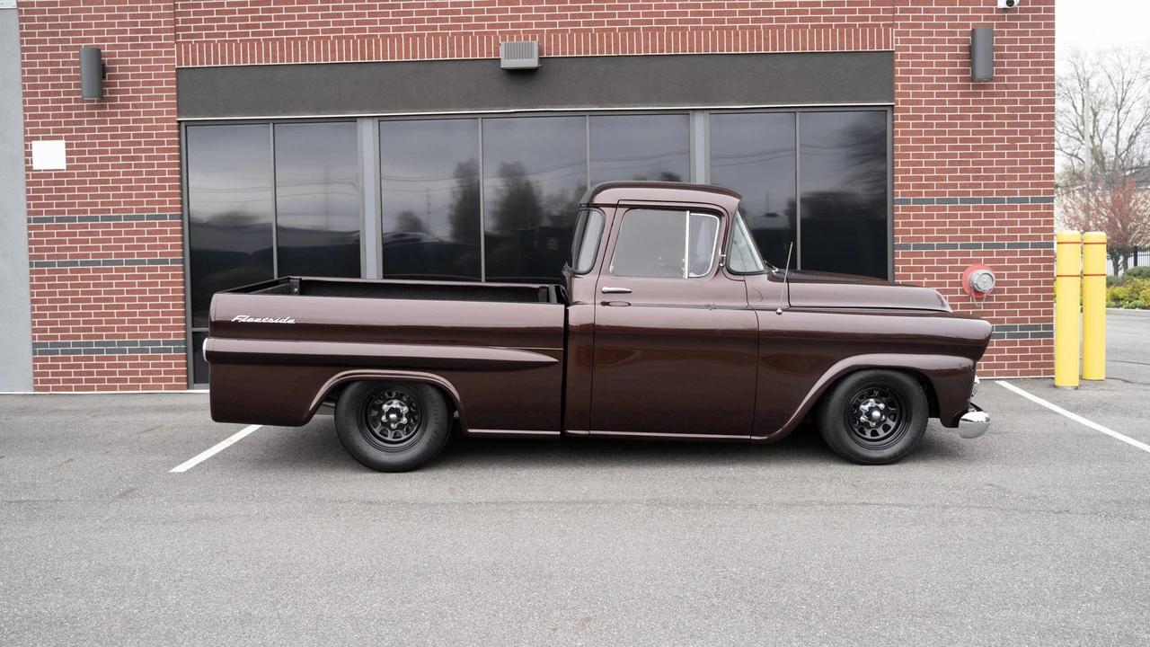1958 Chevrolet Task Force - Image 5 of 31