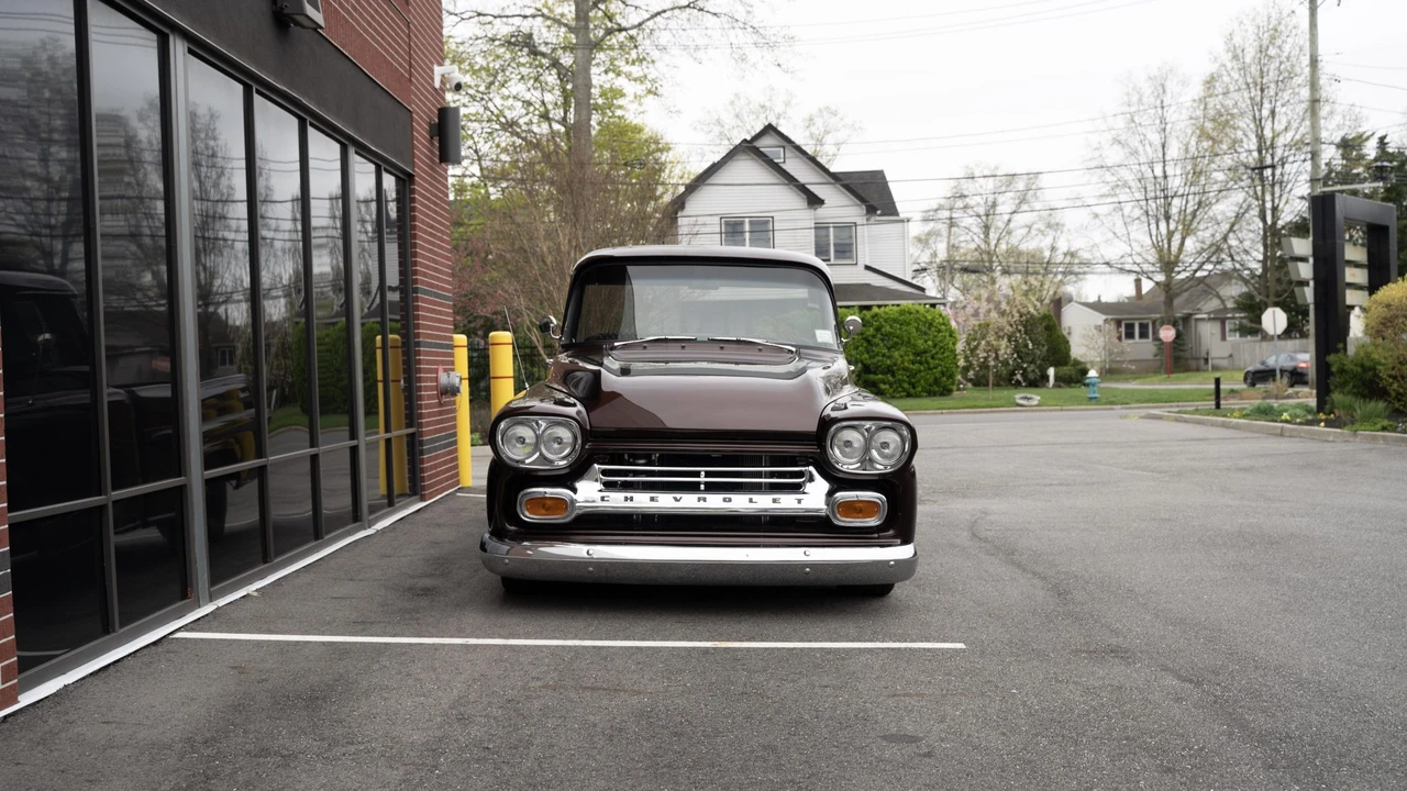 1958 Chevrolet Task Force - Image 4 of 31