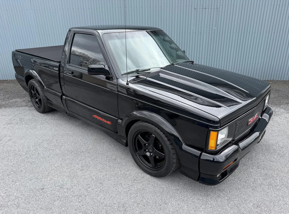 1991 GMC Syclone - Image 17 of 31