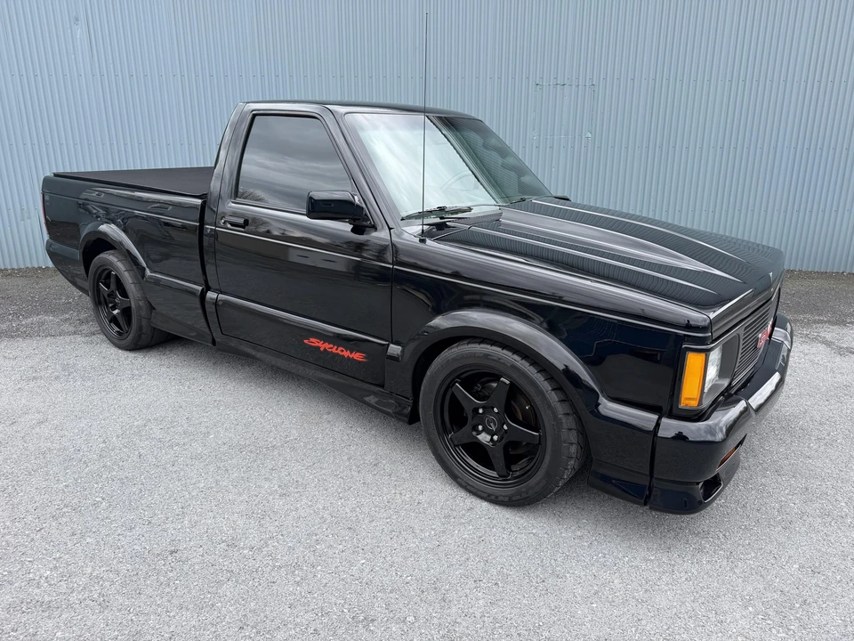 1991 GMC Syclone - Image 19 of 31