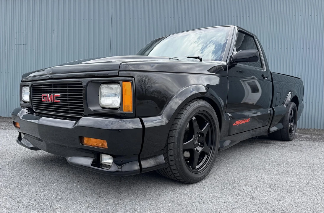 1991 GMC Syclone - Image 8 of 31