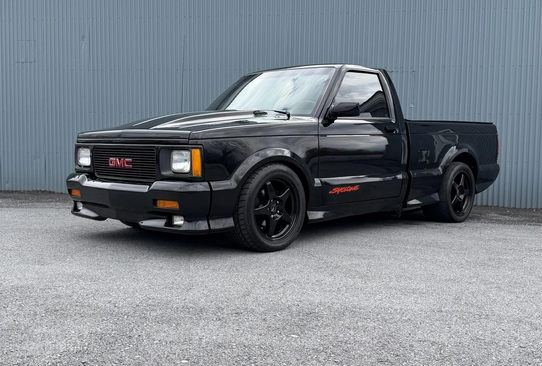 1991 GMC Syclone - Image 4 of 31