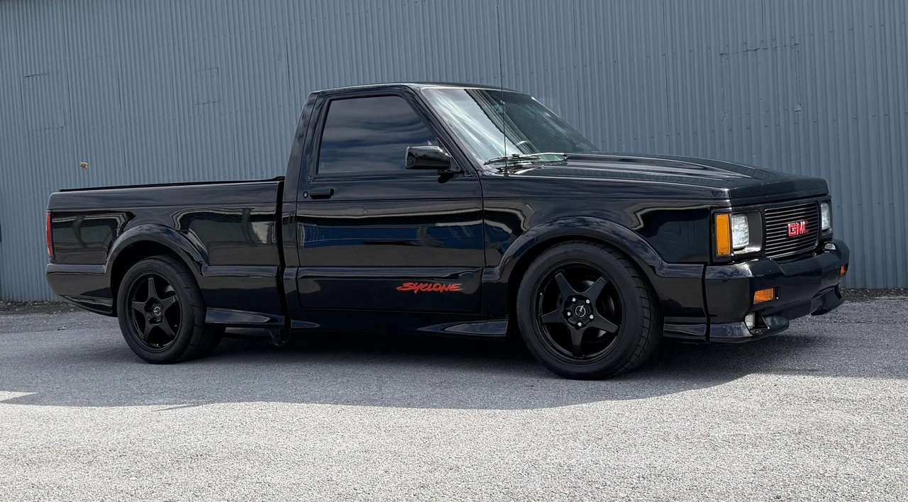 1991 GMC Syclone - Image 15 of 31
