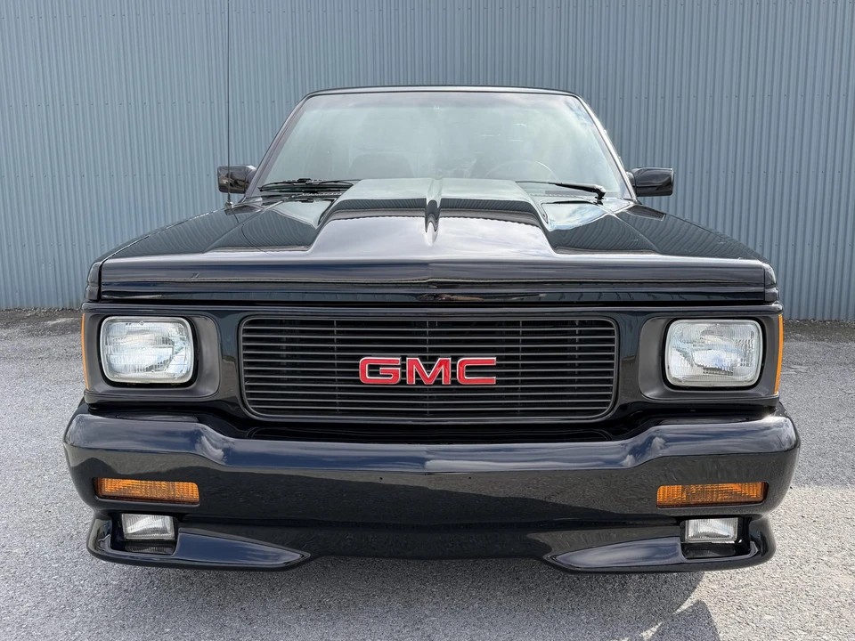 1991 GMC Syclone - Image 12 of 31