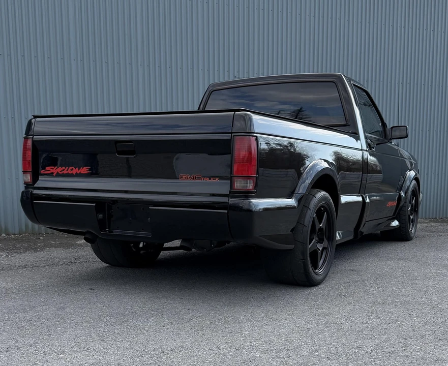 1991 GMC Syclone - Image 27 of 31