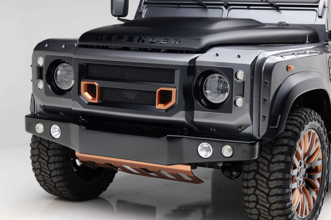 1993 Land Rover Defender 110 - Image 14 of 31